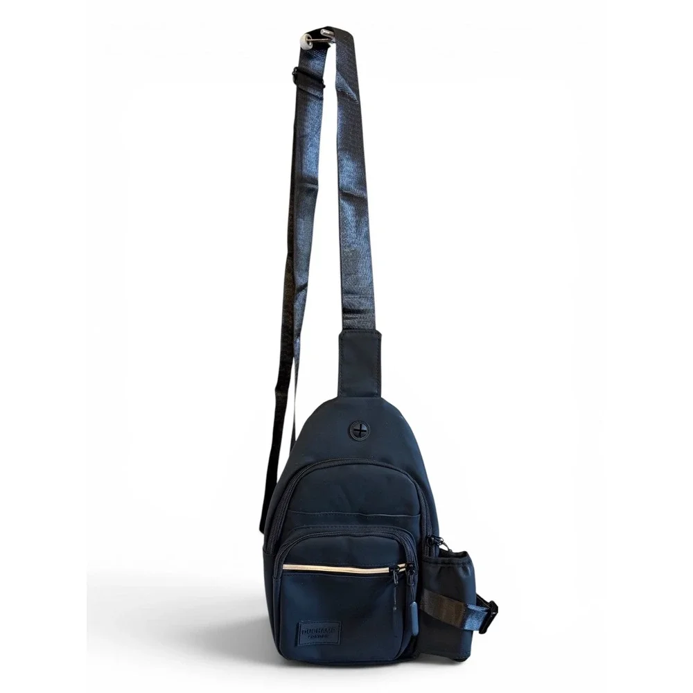 Duchamp London Black Sling Crossbody Unisex Bottle Holder Padded Travel Bag